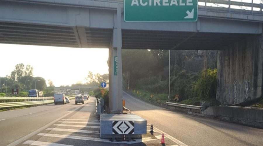A18: dal 9 al 30 ottobre chiuse per lavori le corsie di sorpasso tra gli svincoli di Giarre e Acireale