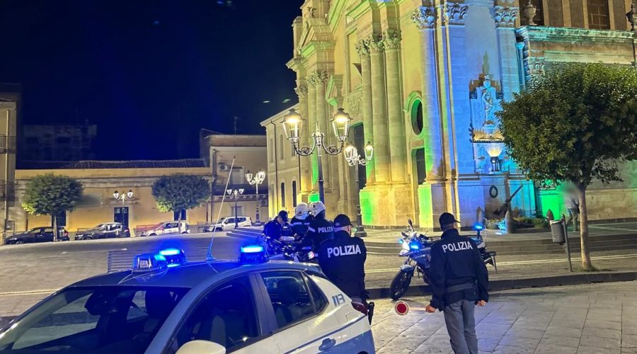 Controllo della Polizia ad Aci Catena e Aci Sant’Antonio: irregolarità in un autolavaggio e pioggia di sanzioni