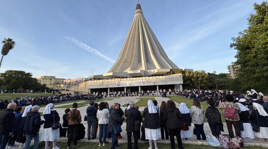 Siracusa, “Le lacrime della Madonna, segno di speranza” per il IV Pellegrinaggio Nazionale Unitalsi
