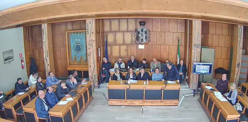 Giarre, il Consiglio approva la variazione di bilancio. Cantarella rompe gli indugi: “Mi ricandido”