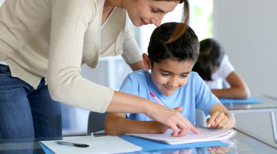 Giarre, servizio Asacom in ritardo e con poche ore: la delusione dei genitori