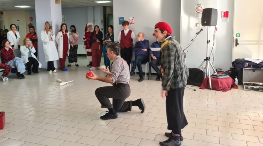 Ospedale di Acireale: Wonderland – Sorrisi in Corsia, porta la magia nei luoghi di cura dei più piccoli