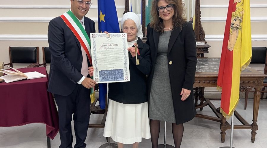 Riposto, conferite le Chiavi della Città a Suor Guglielmina