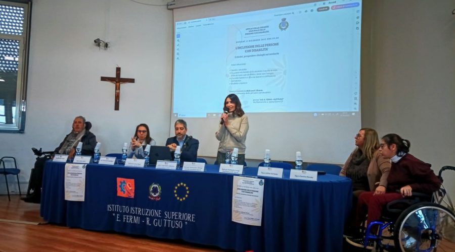 Inclusione delle persone con disabilità: interessante dibattito presso l’Industriale Fermi-Guttuso di Giarre VIDEO