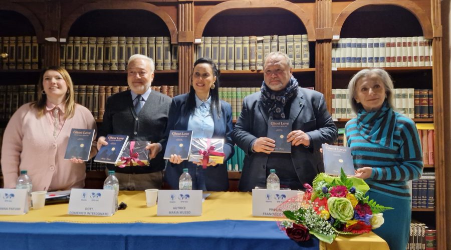 Francavilla: presentato il libro “Ghost Love – Tra noi niente, eppure tutto” di Maria Musso