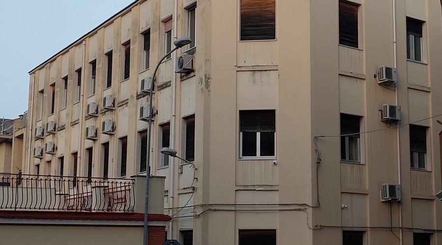 Giarre, Ufficio tecnico di via Principessa Iolanda: finalmente lavori di risanamento dopo anni di disagi