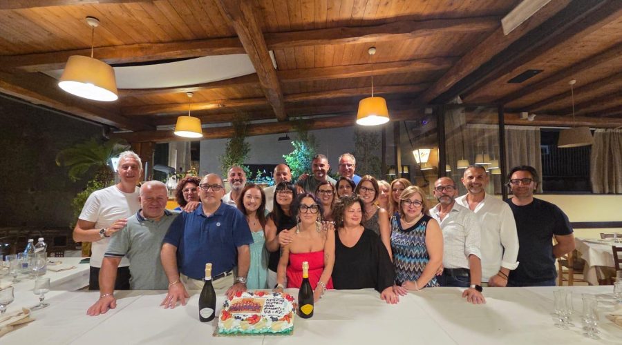 Mascali, si riuniscono, dopo quasi 50 anni, ex alunni della scuola elementare
