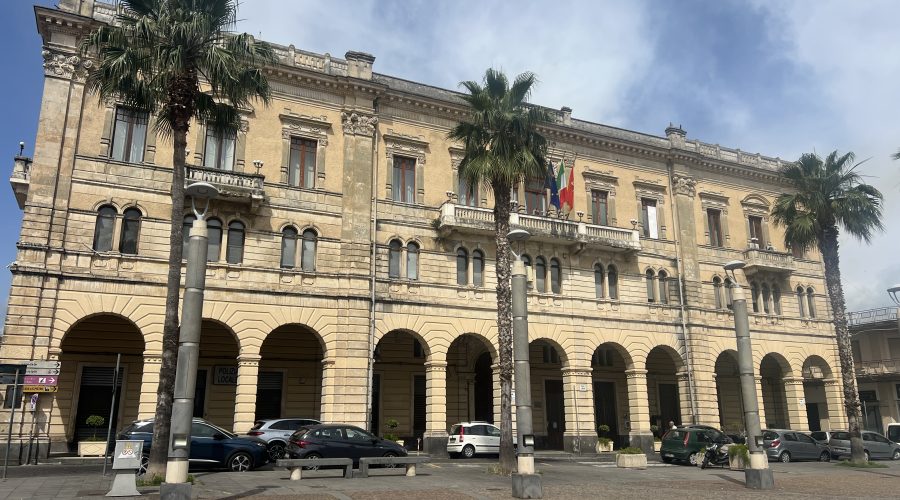 Riposto, approvato nei giorni scorsi in Giunta l’atto di indirizzo per la definizione agevolata dei tributi comunali