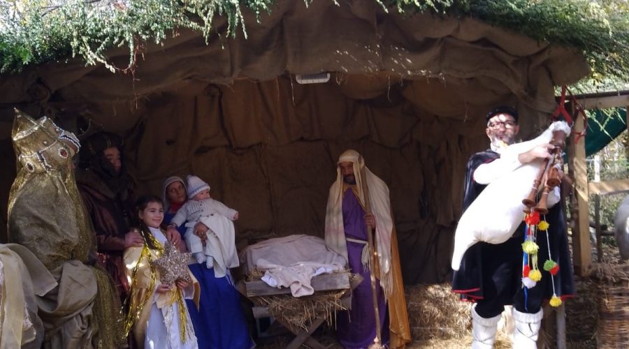 Sant’Alfio: grande successo per “In Propria Venit”, prima edizione del presepe vivente interparrocchiale con Puntalazzo