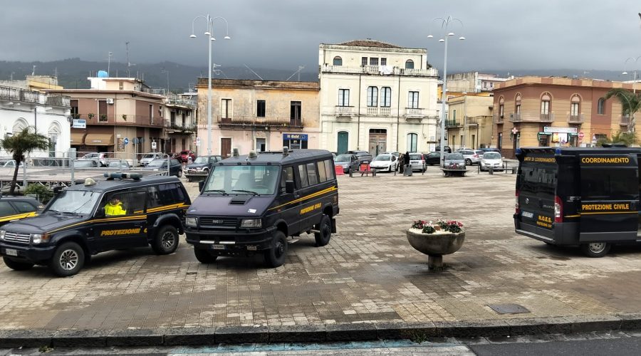 Maltempo a Mascali: Coc pienamente operativo. Evacuati 3 residenti a Sant’Anna