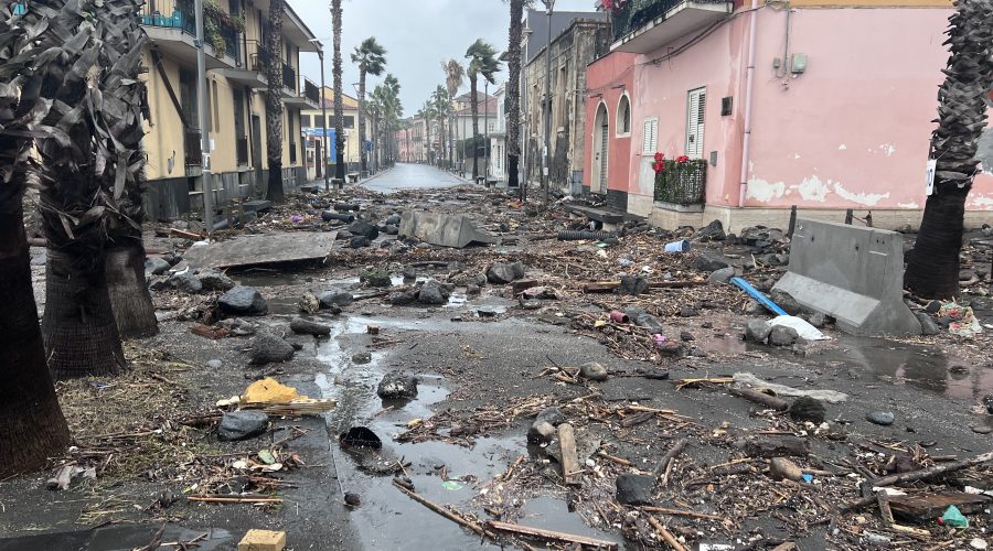 Riposto, attivata la misura di immediato sostegno per le abitazioni danneggiate dal ciclone Harry. Scadenza l’8 marzo