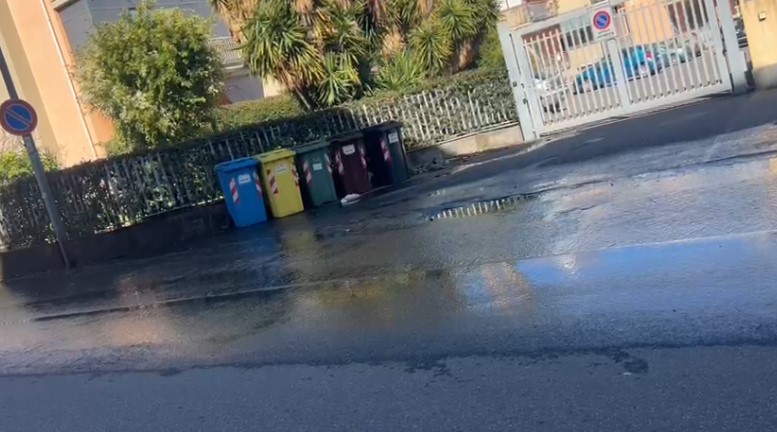 Giarre, pesanti disagi per perdite d’acqua. L’assessore Patanè: “Stiamo valutando azioni formali verso la SIE”