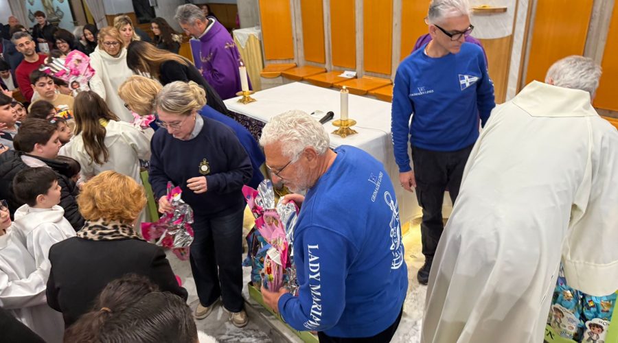 Catania, uova di Pasqua per i bambini di Librino: anche la Lega Navale di Riposto all’iniziativa solidale