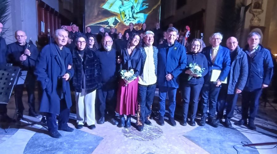 Giarre, successo per la Via Crucis di Luigi Di Pino. L’evento, tra arte e fede, ha emozionato e conquistato i presenti
