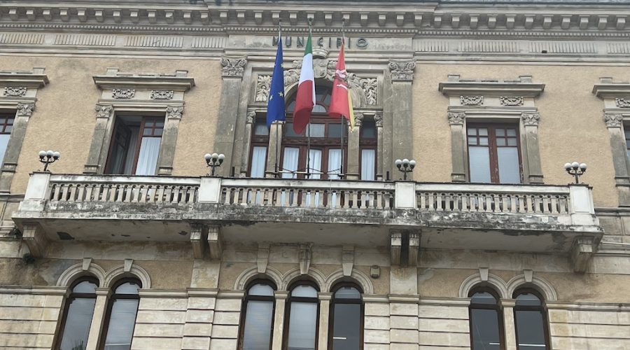 Riposto, Rottamazione Quinquies: il Consiglio comunale approva il regolmento. Istanze entro il 30 maggio