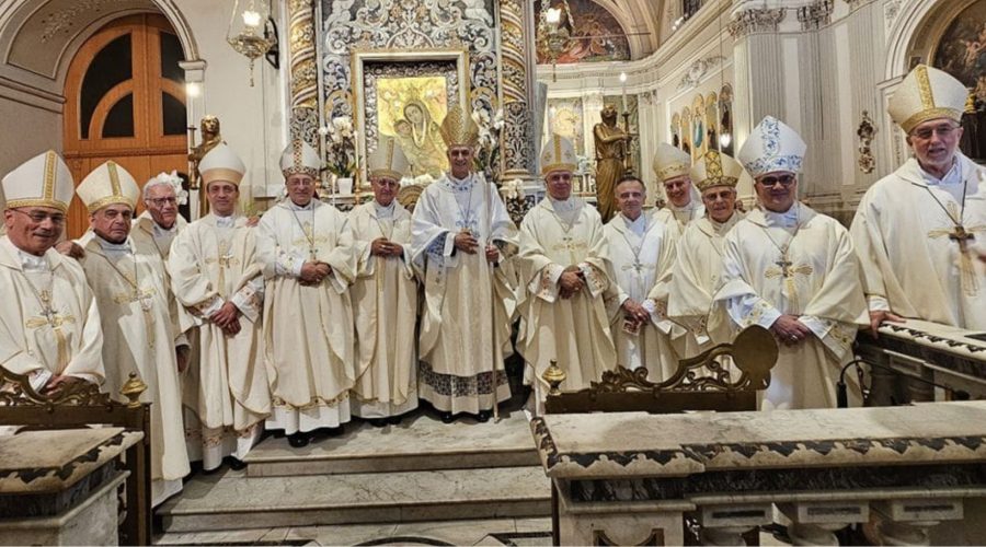 I vescovi di Sicilia si riuniscono a Valverde: tre giorni di confronto sulla Chiesa dell’Isola