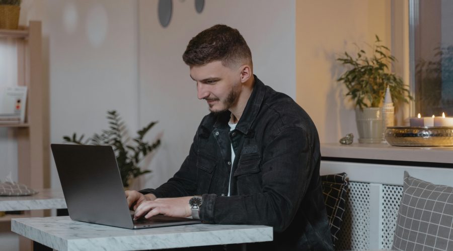 Come i siti di casinò ottimizzano le prestazioni dei giochi – opinione degli esperti Dudespin