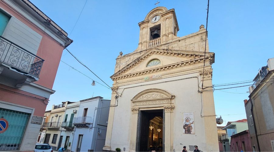 Riposto accoglie la reliquia di Santa Rita da Cascia