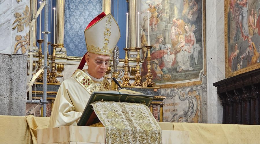 Pasqua, il messaggio del vescovo Antonino Raspanti: «Tra amarezza e speranza, l’invito a costruire fraternità e pace»