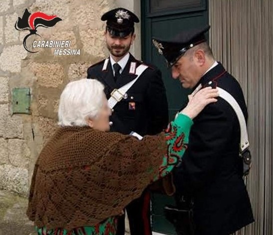 Si finge carabiniere e truffa un’anziana: 48enne catanese arrestato dai carabinieri a Gaggi