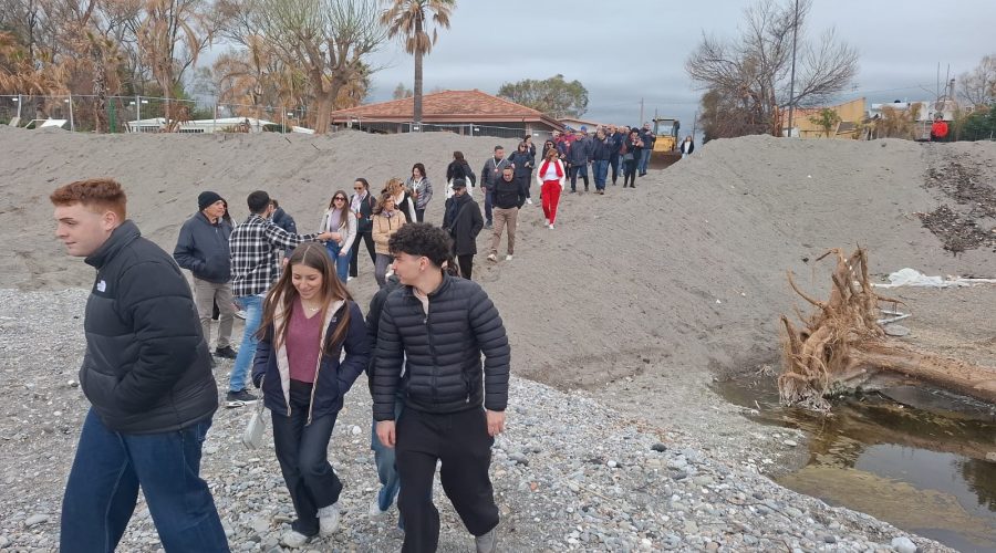 Marina di Cottone e San Marco: sabato “La Spiaggia è casa nostra”, evento diffuso di pulizia della spiaggia