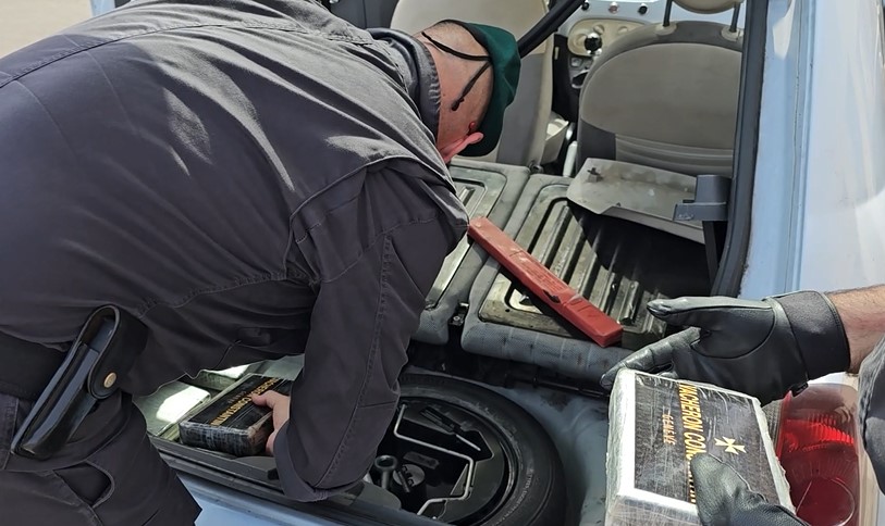 Beccato con 4,5 kg di cocaina in auto. Arrestato corriere ad Acireale