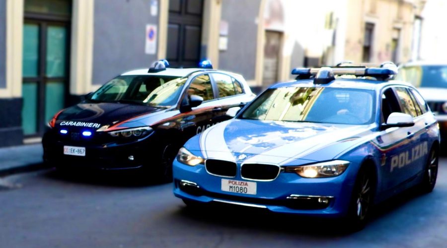 Insegue e palpeggia una studentessa tedesca: arrestato 44enne