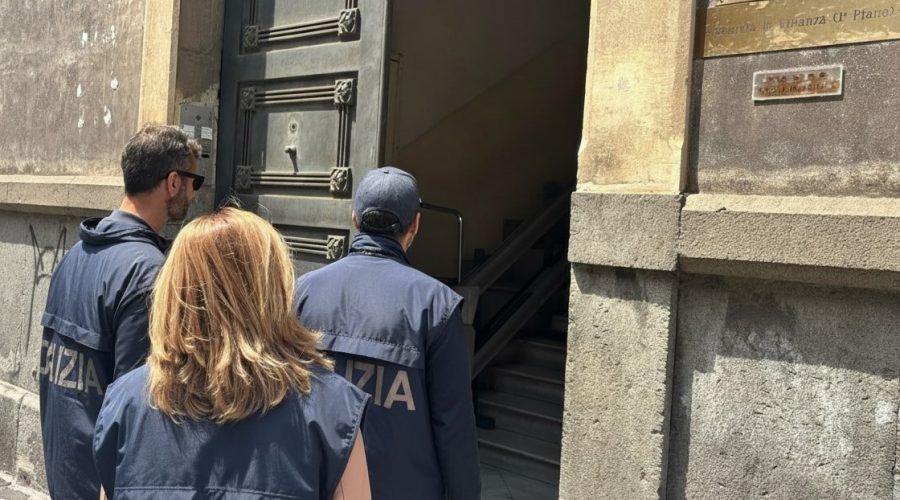 Violenza sessuale ai danni di una minore di 14 anni: arrestati la madre ed il suo compagno