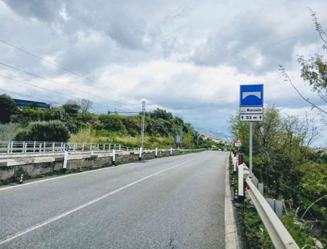 Chiusura Ponte Minissale: il sindaco di Fiumefreddo chiede interventi urgenti: “Disagi insostenibili per cittadini e imprese”
