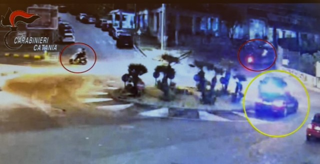 Sparatoria con 3 feriti minorenni a Catania: un arresto. Era un regolamento di conti tra opposte fazioni dello stesso clan