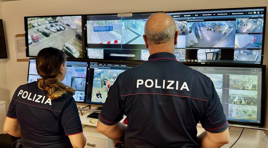 Ruba un orologio da 15mila euro e si imbarca per Milano: incastrato dalle telecamere. 73enne denunciato