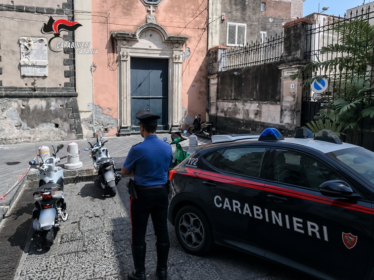 Controlli dei carabinieri nell’Acese: denunciati in tre