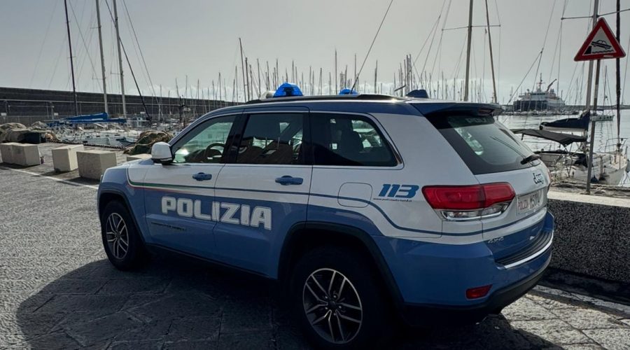 Tentano due furti al porto di Catania: 6 persone individuate e denunciate
