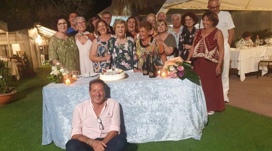 Giarre, 50 anni dopo il diploma la VB del liceo scientifico Leonardo si è ritrovata
