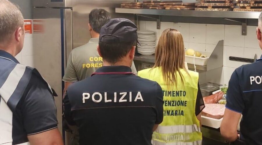 Controlli in un ristorante: 10 lavoratori in nero e carenze igienico-sanitarie. Maxi sanzione da 50.000 euro
