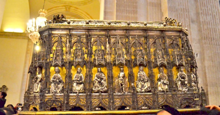Accadde 900 anni fa: 17 agosto 1126, le reliquie di Sant’Agata rientrano trionfalmente a Catania, dopo aver veleggiato davanti al litorale di Mascali