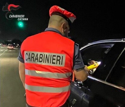 Provoca incidente con feriti: denunciato per guida in stato di ebbrezza