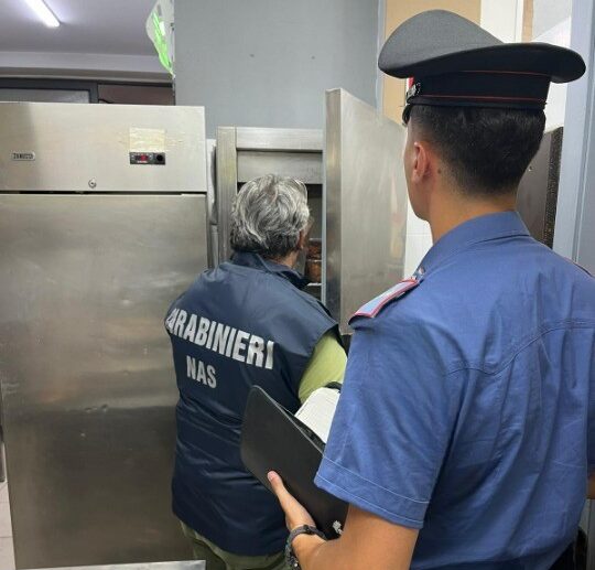 Piedimonte Etneo, alimenti non tracciati: 15.000 euro di sanzioni ad una macelleria