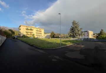 Giarre, 50 mila euro dalla Regione per la riqualificazione dell'area esterna dell'asilo di Macchia