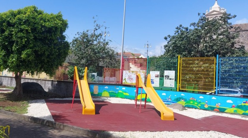 Trepunti: pneumatici usati diventano alberi di Natale. Al via i laboratori per bambini all’Oasi dei cuccioli