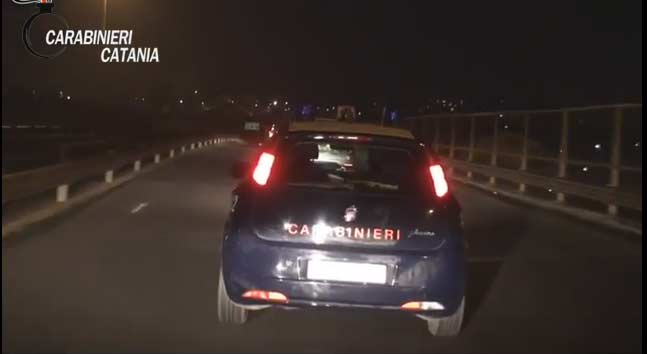 Adrano, minacciavano imprenditore di Biancavilla: 3 arresti per estorsione VIDEO