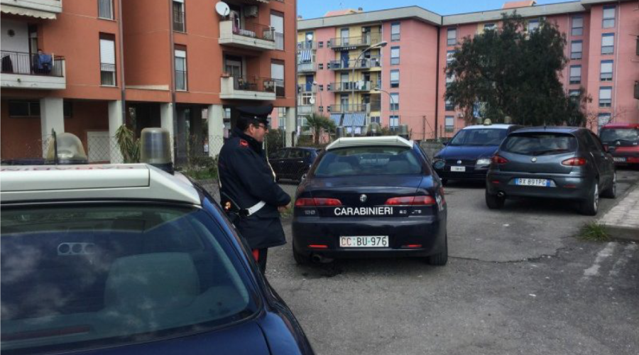 Giarre, controlli serrati dei carabinieri: due denunce. Sequestrato un fucile