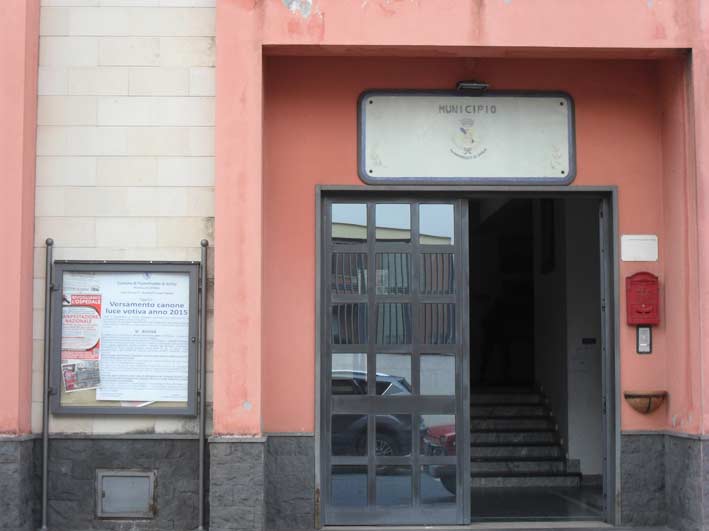 Fiumefreddo: soldi da restituire alla Regione? L’opposizione smentisce l’amministrazione e attacca