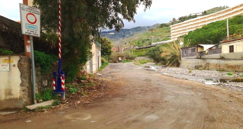 Giardini Naxos: la “rivolta” di contrada Ciminello