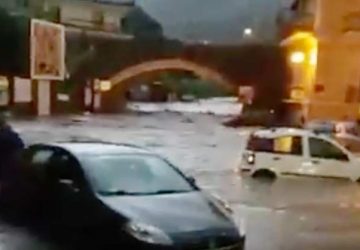 Maltempo, Giardini Naxos sott&rsquo;acqua VIDEO