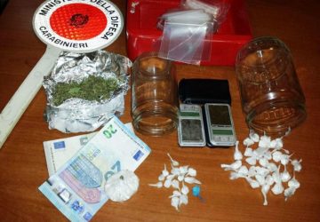 Spaccia &ldquo;coca&rdquo; e marijuana nel cuore di San Cristoforo: arrestato