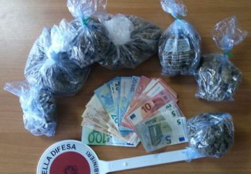 Catania: beccato con mezzo chilo di marijuana. Arrestato