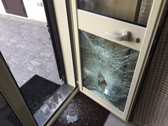 Giarre: tenta furto in abitazione in pieno centro storico. Scoperto scappa dai tetti VD