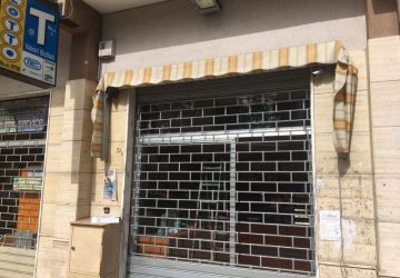 Giarre, furto nella rivendita tabacchi di corso Europa