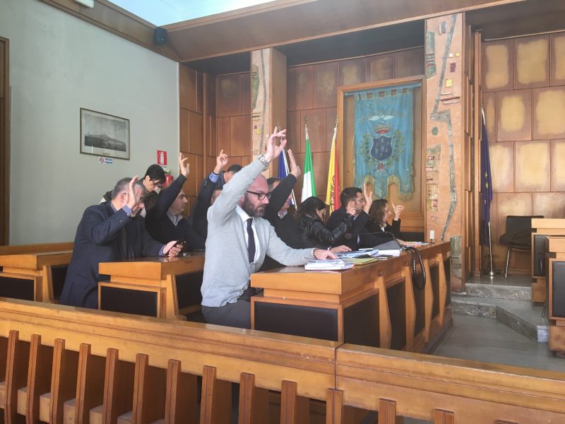 Giarre, disco verde al Bilancio 2015